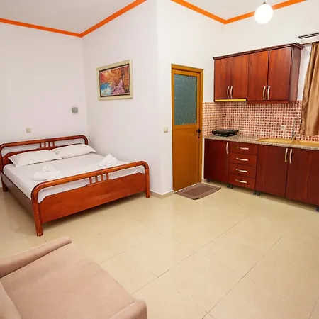 Anna Apartment